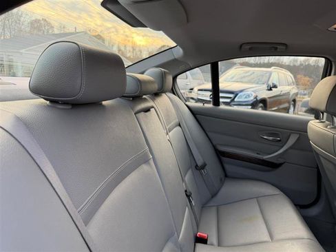 Used 2011 BMW 328i Sedan image 18