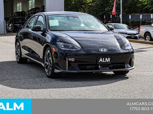 Used 2024 Hyundai Ioniq 6 SEL AWD/4WD image 6