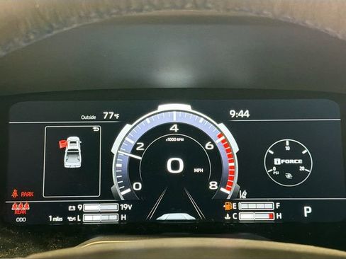 New 2026 Toyota Tundra Platinum AWD/4WD image 11