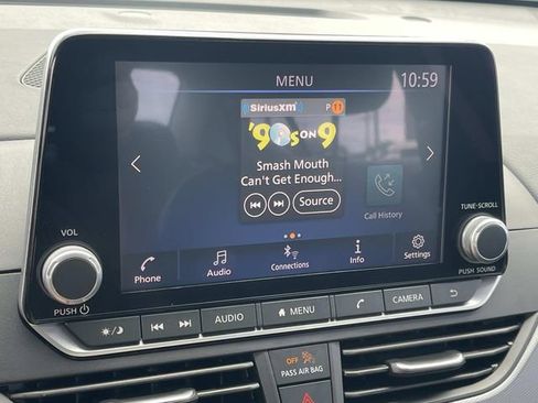 Used 2023 Nissan Altima 2.5 SR FWD image 28