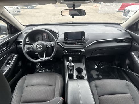 Used 2023 Nissan Altima 2.5 S FWD image 11