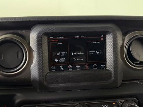Used 2019 Jeep Wrangler Unlimited Sport S AWD/4WD image 22