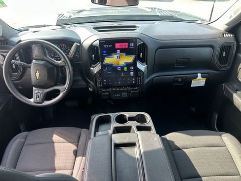 Used 2024 Chevrolet Silverado 2500 Custom w/ Custom Convenience Package image 17
