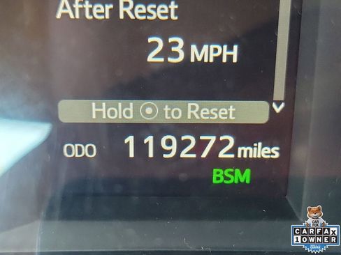 Used 2017 Toyota Highlander XLE FWD image 27