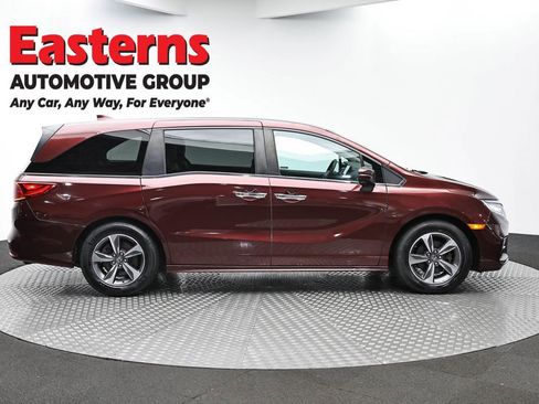 Used 2018 Honda Odyssey Touring image 4