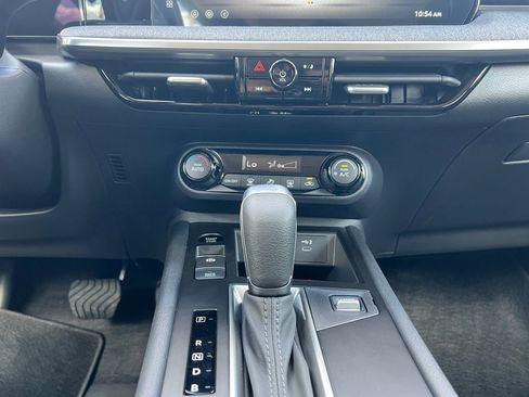 New 2026 Nissan Kicks SV image 3