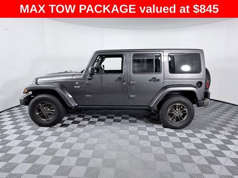 Used 2016 Jeep Wrangler Unlimited Sahara image 7