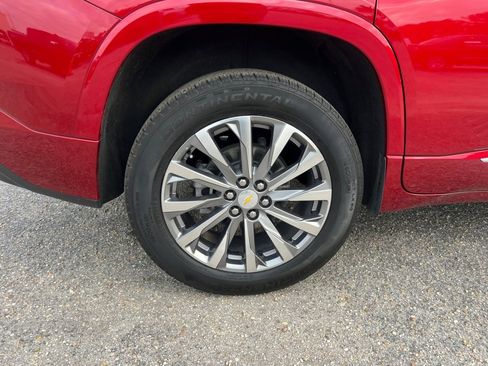 Used 2023 Chevrolet Traverse Premier w/ LPO, Floor Liner Package image 23