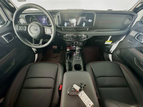 New 2026 Jeep Gladiator Rubicon image 9