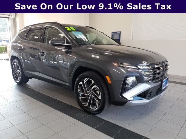 Certified 2025 Hyundai Tucson Limited AWD/4WD image 1