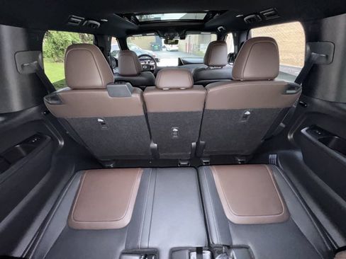 New 2026 Nissan Armada Platinum AWD/4WD image 26