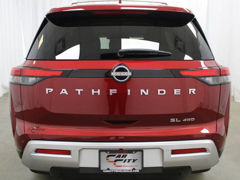 Used 2023 Nissan Pathfinder SL AWD/4WD image 7
