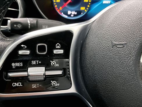 Used 2019 Mercedes-Benz C 300 Sedan image 23