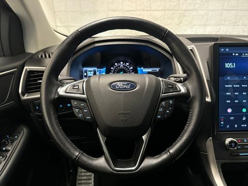 Used 2024 Ford Edge SEL AWD/4WD image 17