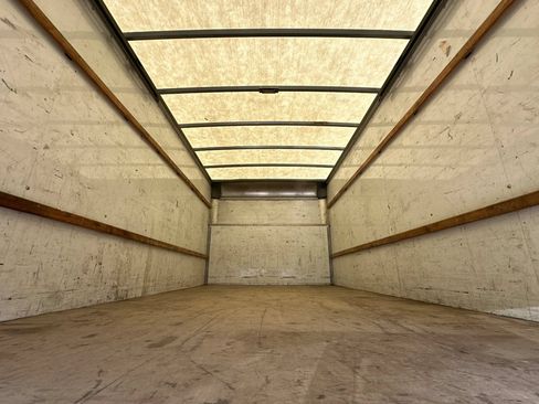 Used 2022 Ford E-350 and Econoline 350 Super Duty RWD image 14
