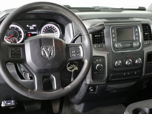 Used 2017 RAM 2500 Tradesman w/ Chrome Appearance Group image 4