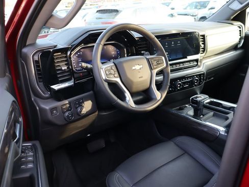 Used 2023 Chevrolet Silverado 1500 LTZ w/ LTZ Premium Package image 18