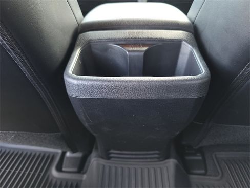 Used 2023 Toyota Tacoma Limited image 16