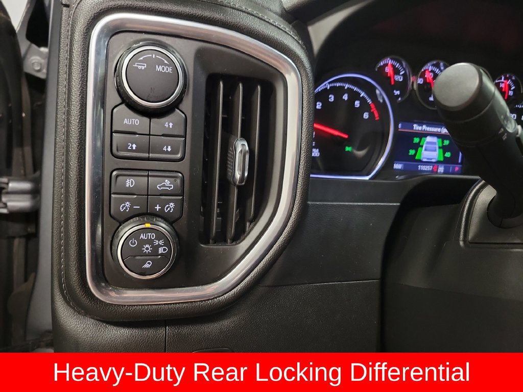 Used 2020 Chevrolet Silverado 1500 LT Trail Boss AWD/4WD image 31