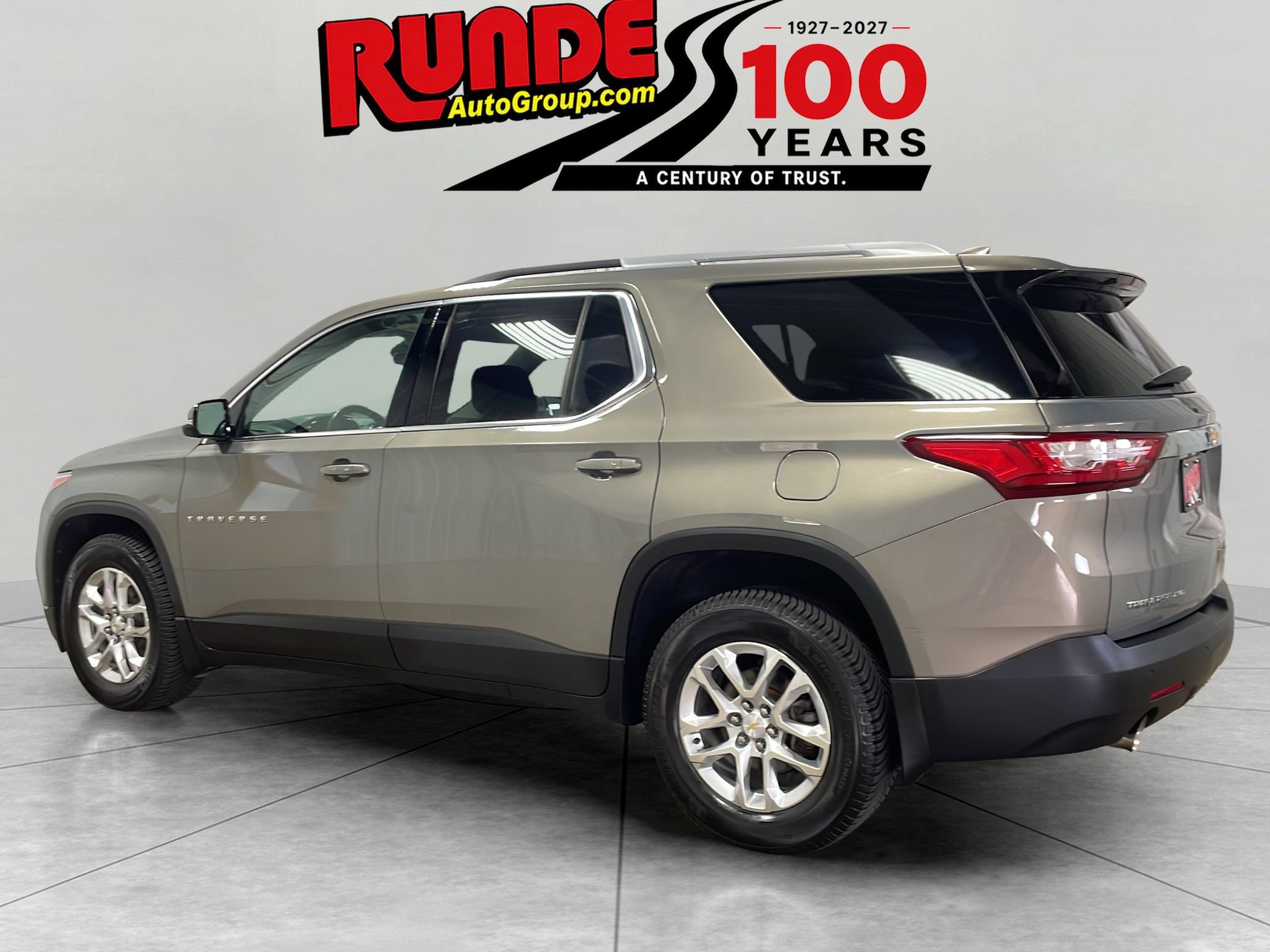 Used 2018 Chevrolet Traverse LT AWD/4WD image 3