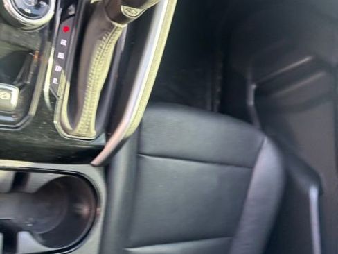 Used 2024 Chevrolet Colorado Trail Boss w/ Advanced Trailering Package image 18