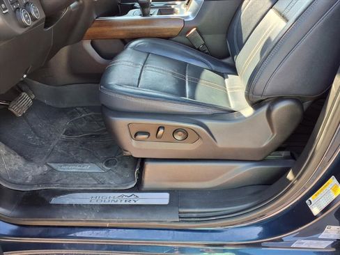 Used 2022 Chevrolet Silverado 1500 High Country w/ High Country Premium Package image 14