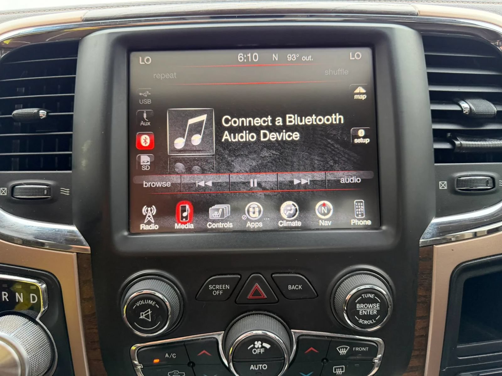 Used 2015 RAM 1500 Laramie Longhorn w/ Convenience Group AWD/4WD image 74