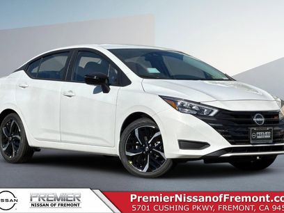 New 2025 Nissan Versa SR w/ Trunk Package