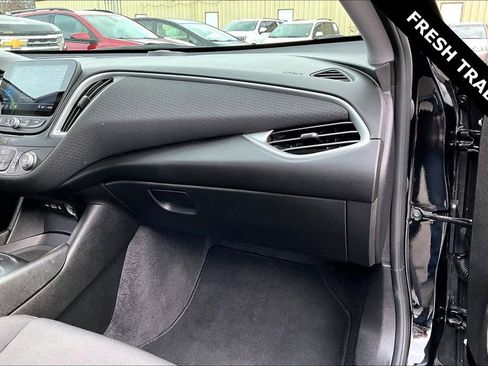 Used 2024 Chevrolet Malibu RS image 25