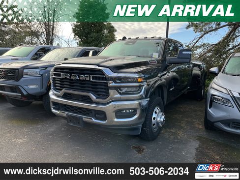 Used 2025 RAM 3500 Big Horn AWD/4WD image 1