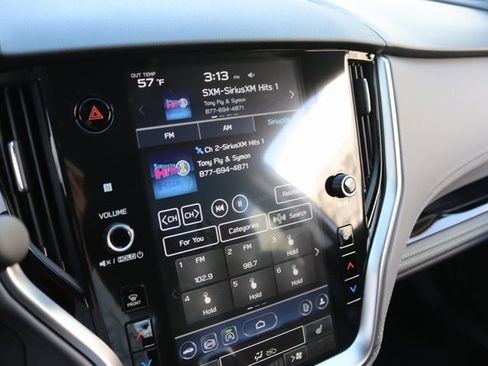 Used 2025 Subaru Outback Onyx Edition image 35