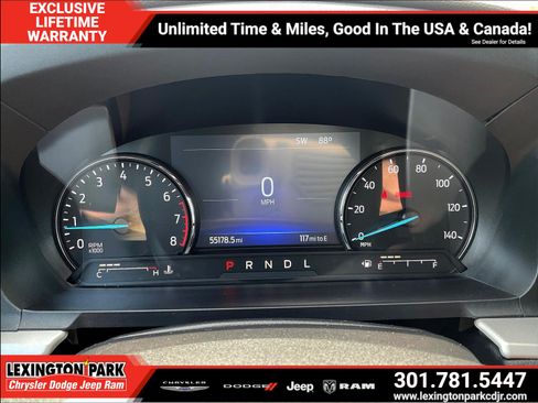 Used 2023 Ford Explorer XLT AWD/4WD image 13