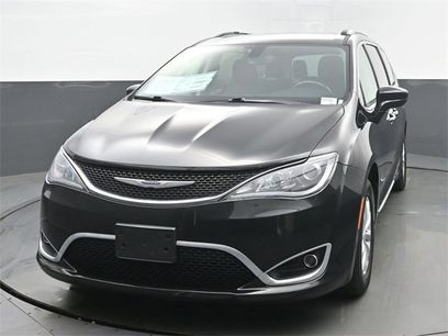Used 2019 Chrysler Pacifica Touring-L