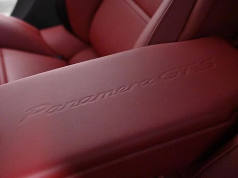 Used 2020 Porsche Panamera GTS image 44