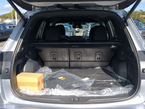 New 2026 Subaru Forester Limited image 9