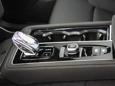 New 2026 Volvo XC90 B6 Plus w/ Protection Package image 29