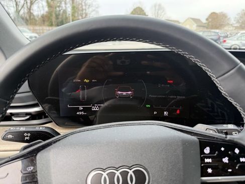 Used 2025 Audi Q5 Premium Plus w/ Premium Plus image 22