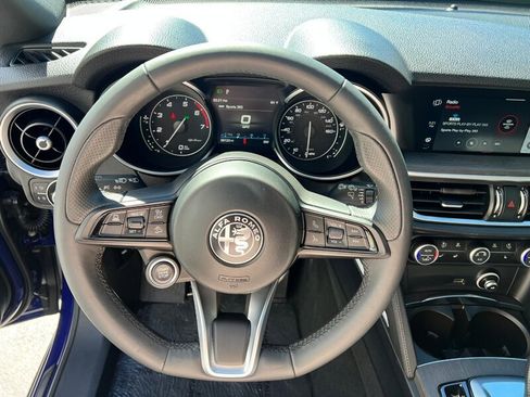 Used 2023 Alfa Romeo Stelvio Ti image 36