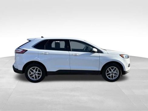 Used 2024 Ford Edge SEL image 4