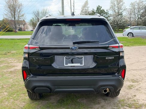 New 2026 Subaru Forester Touring AWD/4WD image 4