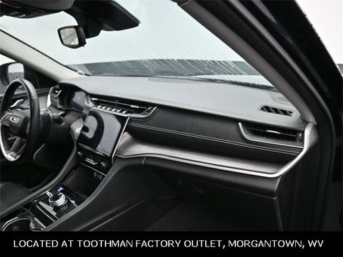 Used 2022 Jeep Grand Cherokee L Limited image 12