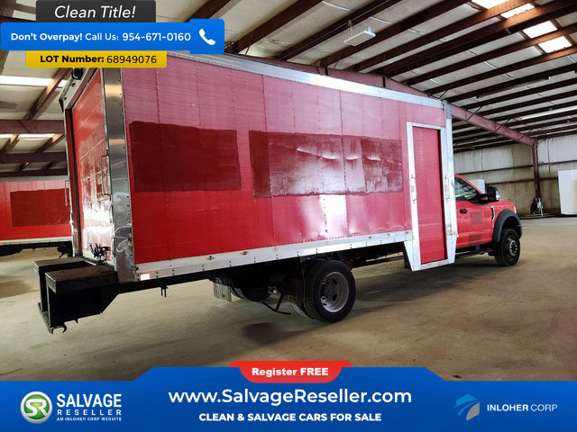 Used 2017 Ford F550 2WD Regular Cab Super Duty image 4