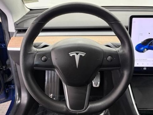 Used 2019 Tesla Model 3 Standard Range Plus RWD image 30