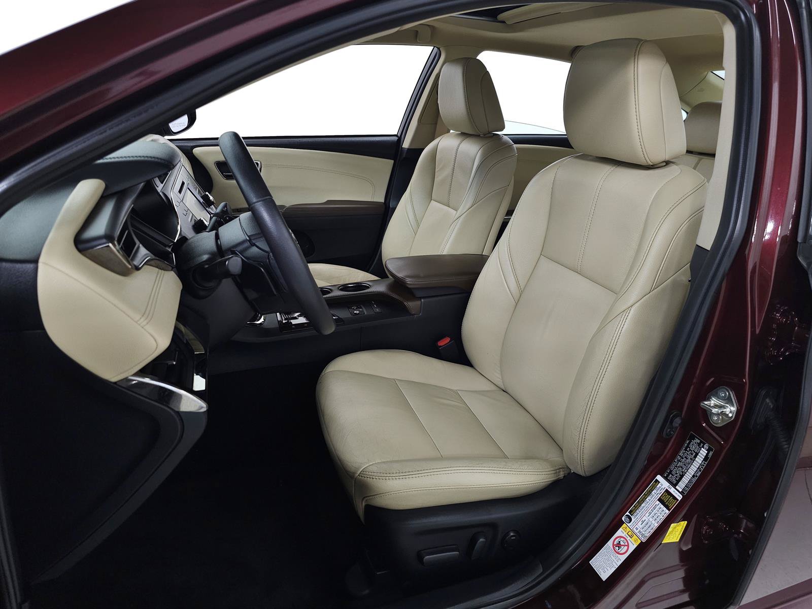 Used 2016 Toyota Avalon XLE Premium FWD image 13
