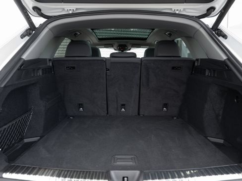 Certified 2025 Audi Q5 Premium Plus w/ Premium Plus image 26