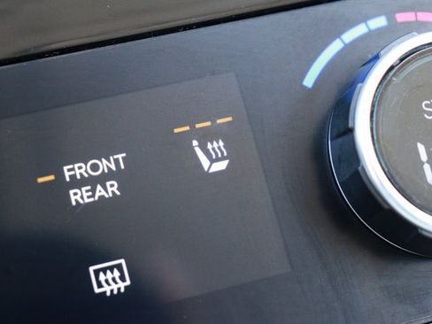Used 2025 Hyundai Santa Fe SEL AWD/4WD image 17