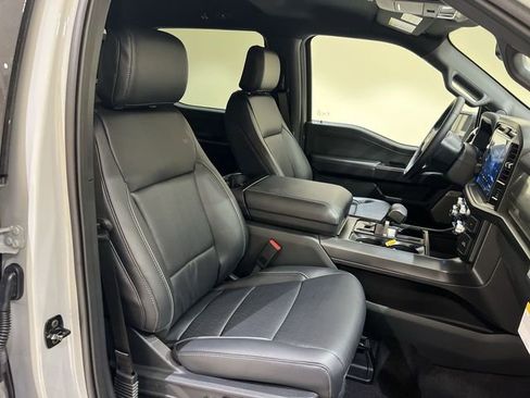 New 2026 Ford F150 Lariat w/ Equipment Group 501A Mid image 24