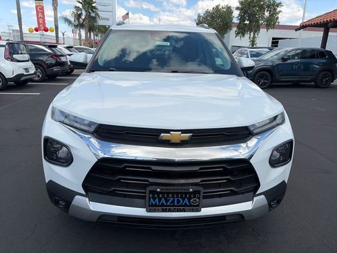 Used 2023 Chevrolet TrailBlazer LT w/ Convenience Package FWD image 8