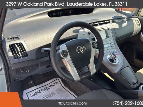 Used 2015 Toyota Prius Two FWD image 23