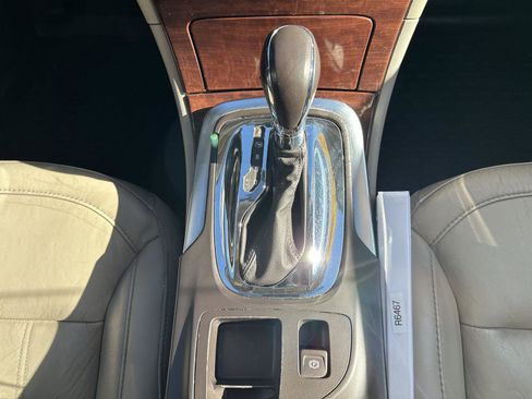 Used 2015 Buick Regal Premium w/ Experience Buick Package image 26